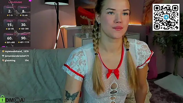 CherryLexi_'s cam snapshot