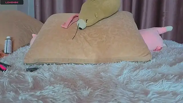 EmmaJonse's cam snapshot