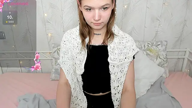 KianaVision's cam snapshot