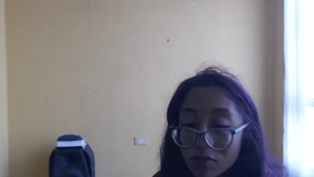 Violet_And_Smith's cam snapshot