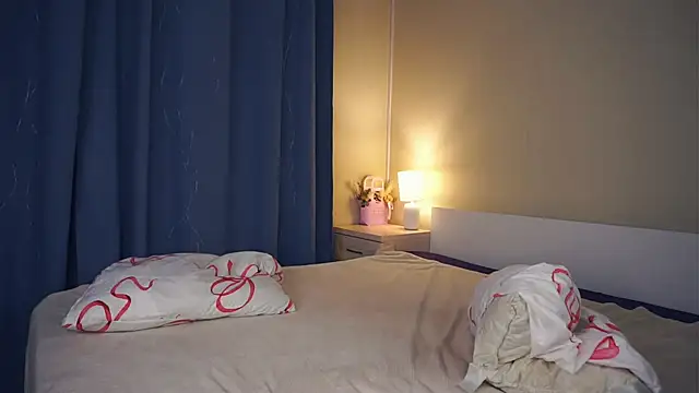 LoraDavi's cam snapshot