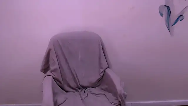 MillaTems_'s cam snapshot