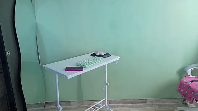 Emerald_Sparkles_'s cam snapshot