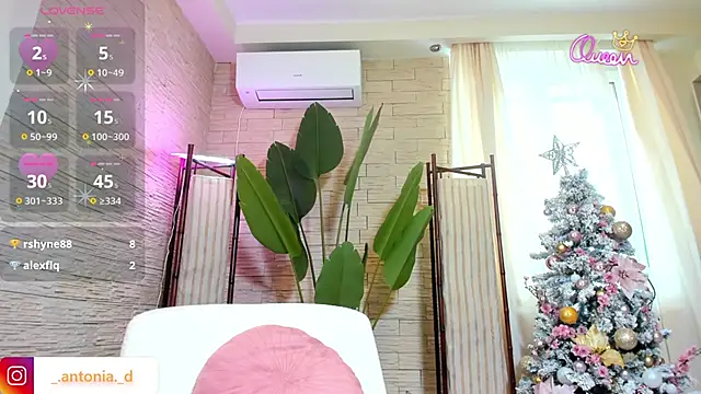 Bella_Posh's cam snapshot