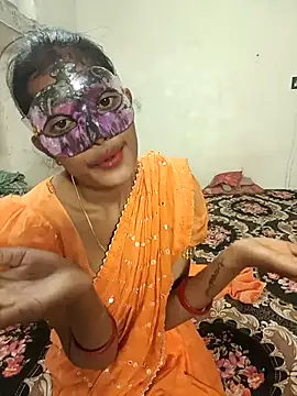 Karisma-sexy-couple's cam snapshot