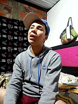 Zoe_axxelll's cam snapshot