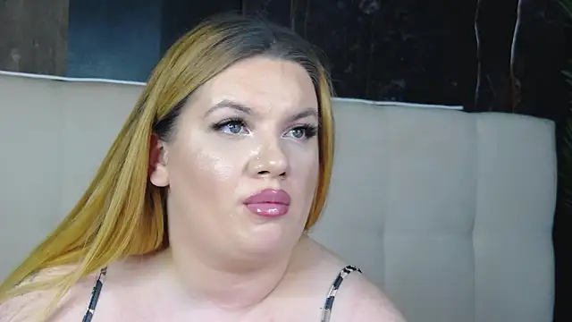 MelanieBrownn's cam snapshot