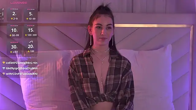 BettyLeen live sex cam