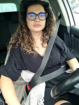 MiraBennet's cam snapshot