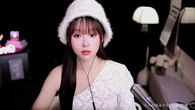 coward_by's cam snapshot