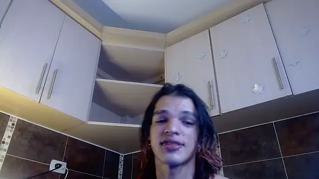 AlbertBernal69 live sex cam