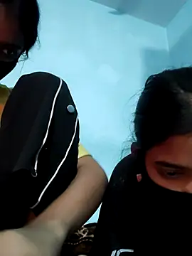 Sonali-6's cam snapshot