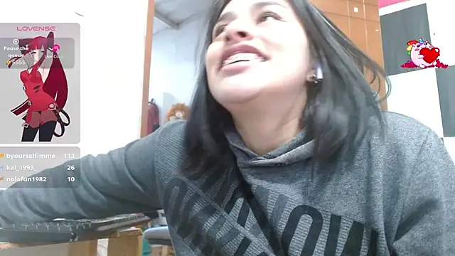 Saray_extrovert_'s cam snapshot