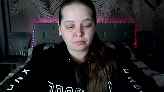 uliastar's cam snapshot