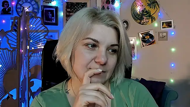 EvaEvals's cam snapshot