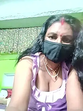 YOURFIVAA's cam snapshot