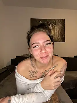 ZoeYoungxx live sex cam