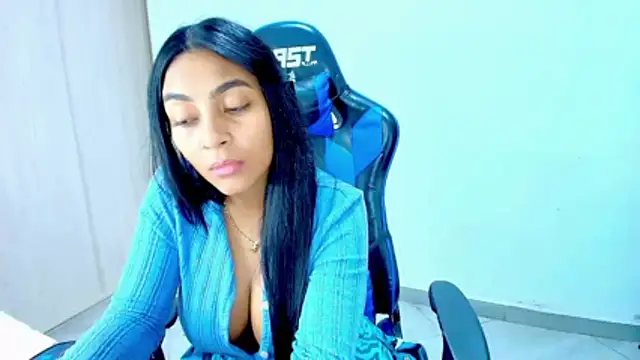 sophiax-x live sex cam