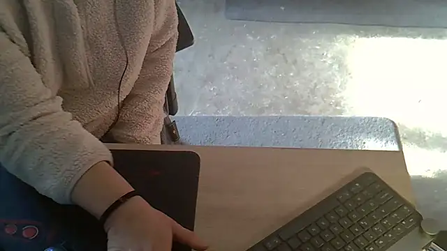 Silvia2277 live sex cam