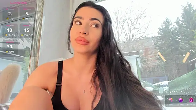 Naila18 live sex cam