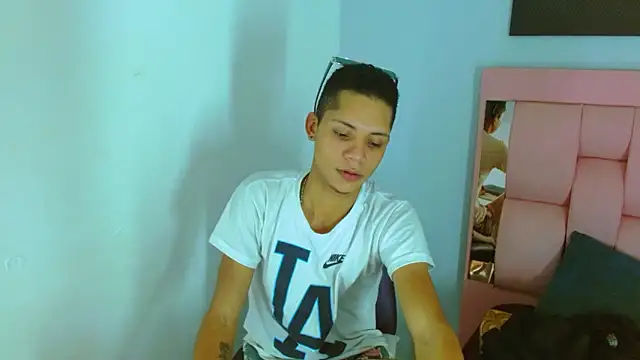 Axel_Marcu live sex cam