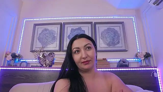 BustyEva_'s cam snapshot