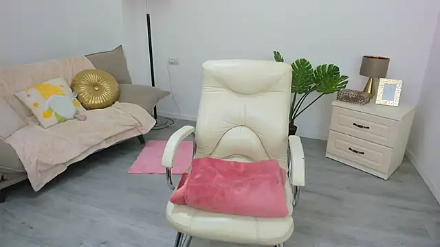 Carla_Shine's cam snapshot