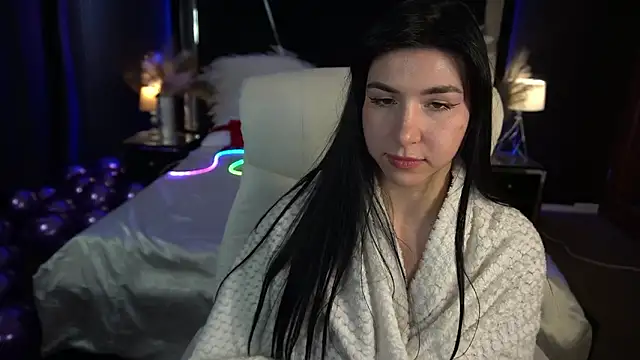 EmilyCandyy's cam snapshot