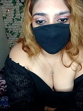 Queen-Naina's cam snapshot