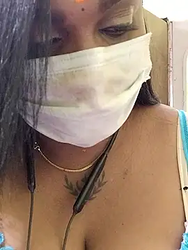 Dharshini98's cam snapshot