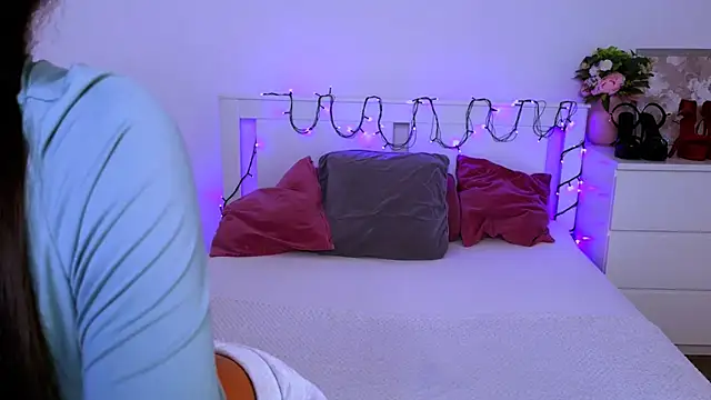 GabiCarter's cam snapshot