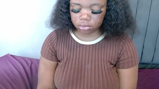 ChubbyBuddyxXx's cam snapshot