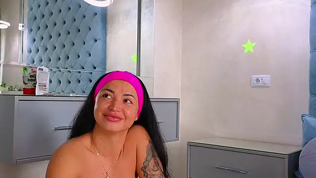 Theowonder's cam snapshot