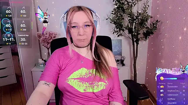 JustKerry's cam snapshot