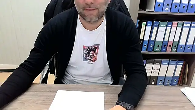 Evasionee live sex cam