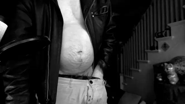 MasterDaddyCool's cam snapshot