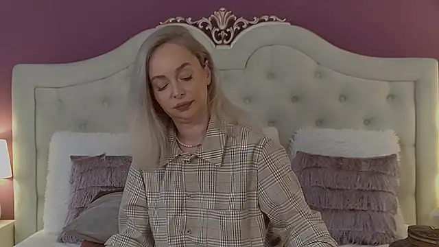 JaquelineM's cam snapshot