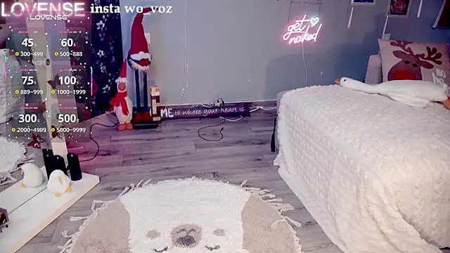 Careful_i_bite's cam snapshot