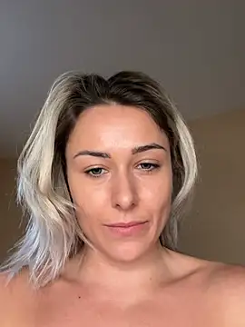 petrouchkaaa_ live sex cam