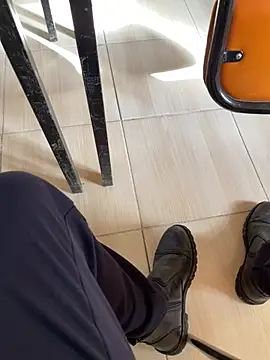 kenanbal0677's cam snapshot