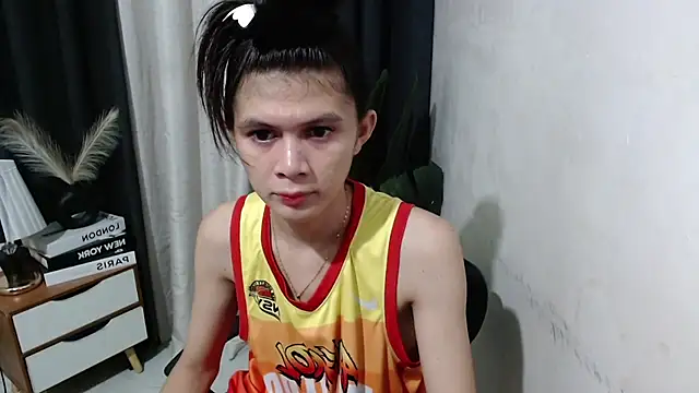 Pretty_Lys's cam snapshot