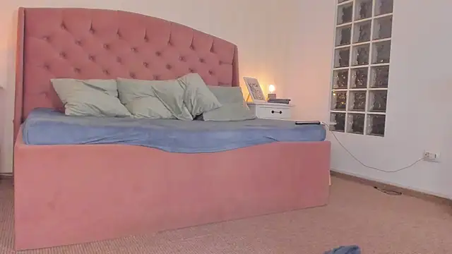 JassyeJoy live sex cam