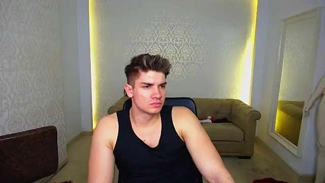 MaxKaiden's cam snapshot