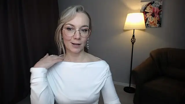 Ava_Elior live sex cam