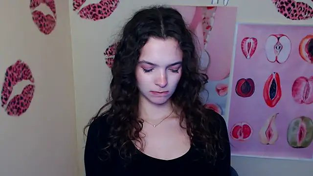 _SusieSu_'s cam snapshot