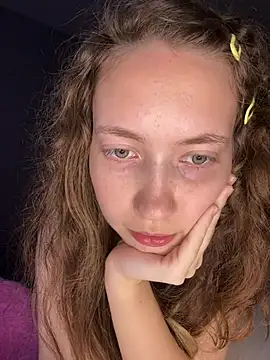 Holy_Poly's cam snapshot