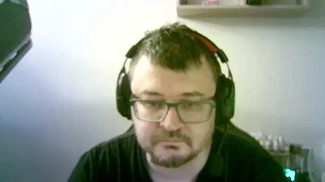 SirAbuser's cam snapshot