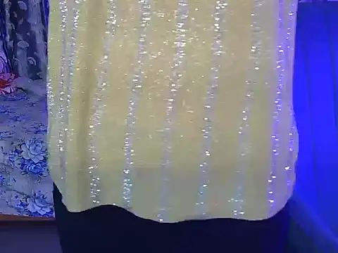 alaviya-19's cam snapshot