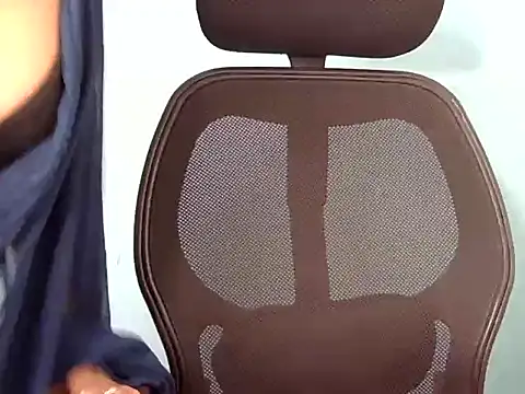 cute_sweeetu's cam snapshot