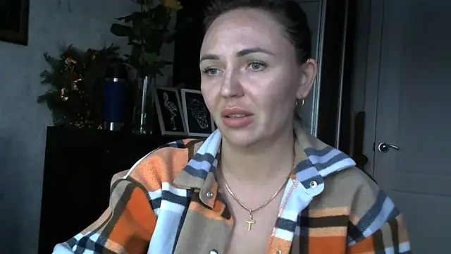 AngelinaLove28's cam snapshot